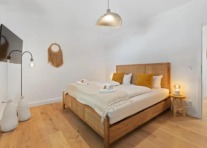 Ma - High-quality New Аугсбург